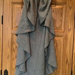 Black & White Ladies Wrap/Vest